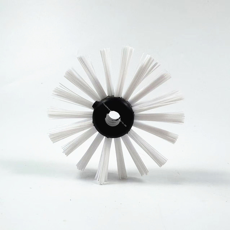 Adjustable Pipe Maintenance Brush For Coating Fits Various Sizes Smooth Paint Finish